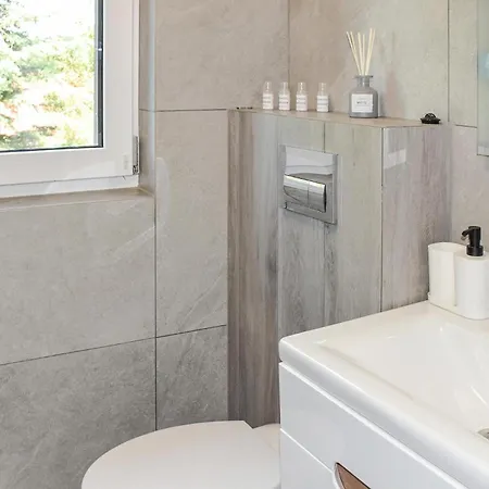 Beautiful In With Wifi ستير سادي