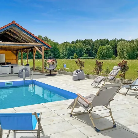 Stunning In With Swimming Pool Ferienhaus *